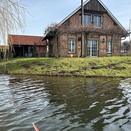 Gemuetliches Fachwerkhaus Am See Mit Kamin Warendorf Exterior photo