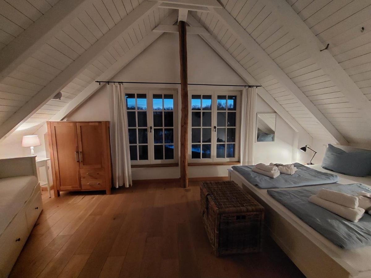 Gemuetliches Fachwerkhaus Am See Mit Kamin Warendorf Exterior photo